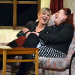 Světáci bavili vyprodané divadlo hned dvakrát