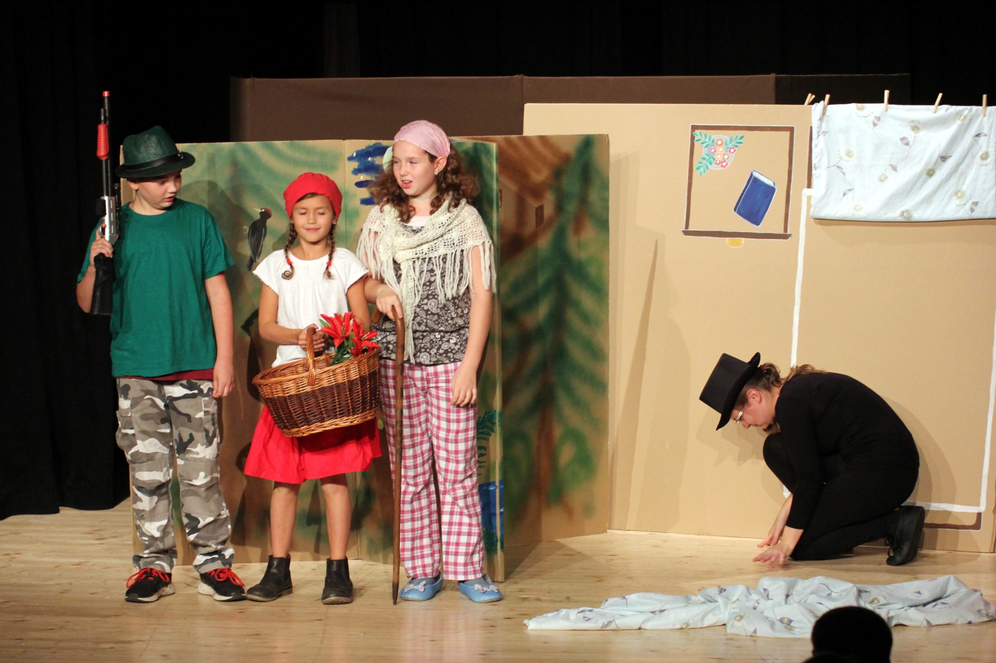 Žáci literárně dramatického oboru ZUŠ uvedli pohádky v novém nastudování