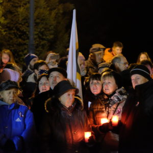 Obrazem: Do připomínky výročí 17. listopadu v Kutné Hoře se zapojili studenti kutnohorských středních škol