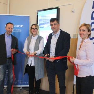 Na průmyslové škole spustili interaktivní panel, usnadní práci studentům i zaměstnancům