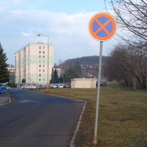 Na sídlišti Šipší chystají výstavbu nového parkoviště, vzniknout by mohlo kolem třiceti parkovacích míst