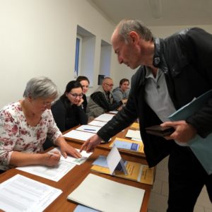 Volby do Evropského parlamentu: volební místnosti se uzavřou v neděli 25. května ve 14 hodin