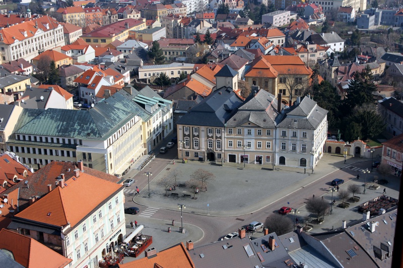 Budování elektrických přípojek pro stánky na Palackého náměstí se neobjede bez výkopových prací, zahájeny budou 24. června