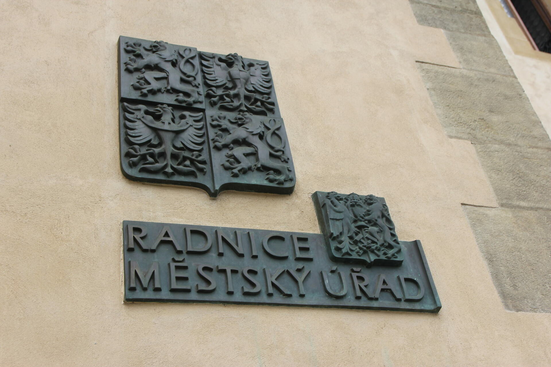 Městský úřad upozorňuje: Už jste zaplatili za popelnici? Termín splatnosti místního poplatku za komunální odpad je 30. září