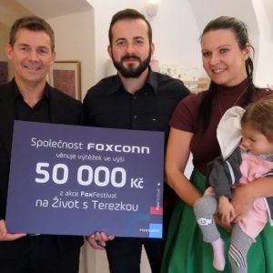 FoxFestival na kutnohorské plovárně pobavil i pomáhal. Účastí na koncertech diváci podpořili malou Terezku