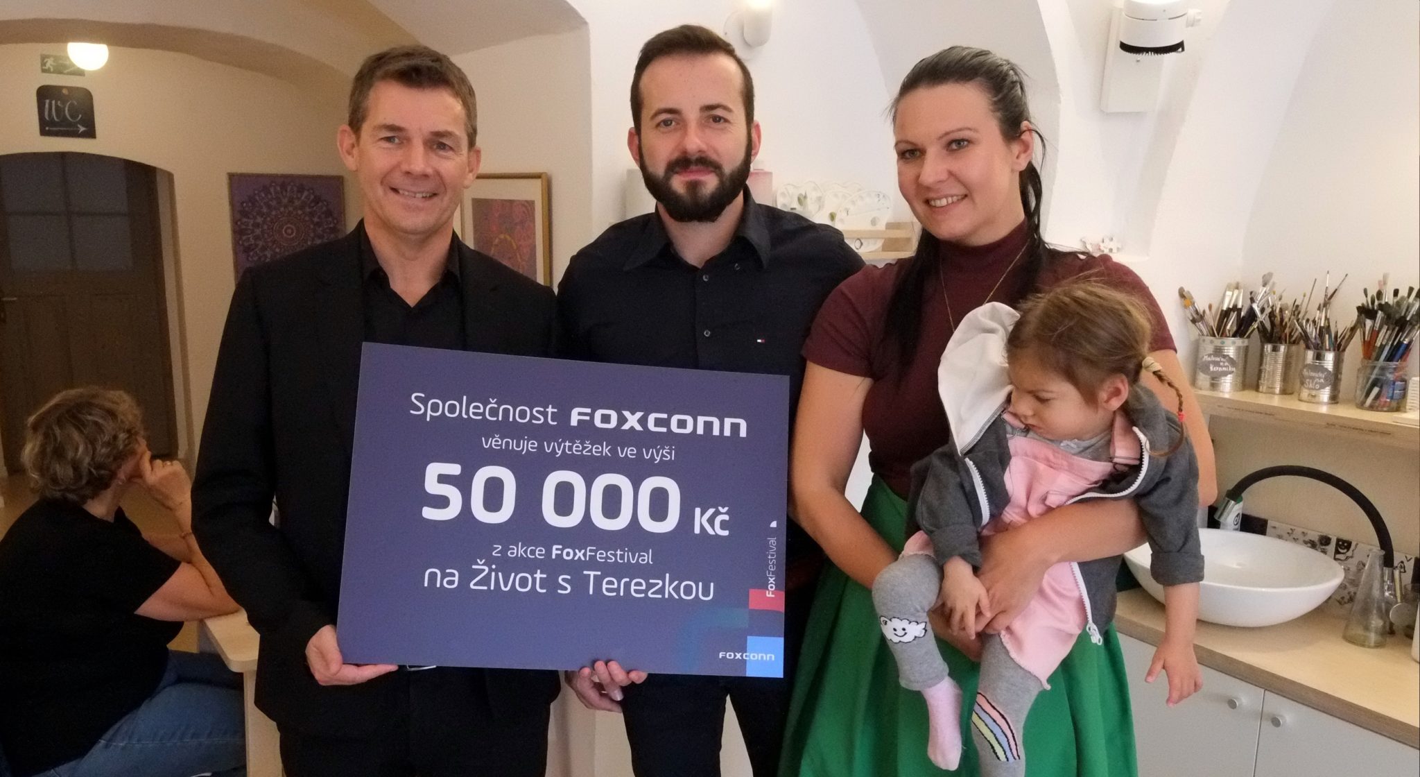 FoxFestival na kutnohorské plovárně pobavil i pomáhal. Účastí na koncertech diváci podpořili malou Terezku