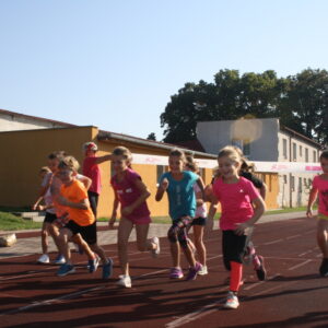 Děti 1. až 4. tříd ZŠ Žižkov se zapojily do T-Mobile Olympijského běhu