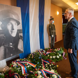 Pietních aktů k uctění památky Josefa Mašína, Václava Morávka a dalších postav Československého odboje se v Kolíně a Lošanech účastnil i starosta Kutné Hory