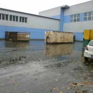 Vstup do sběrného dvora je z důvodu snížení rizika nákazy koronavirem regulován