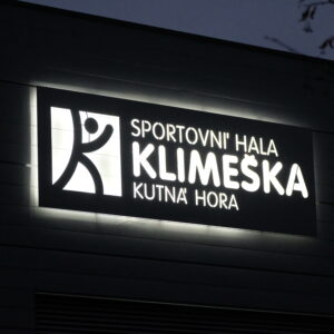 LED výsledková tabule do sportovní haly bude instalována začátkem příštího roku