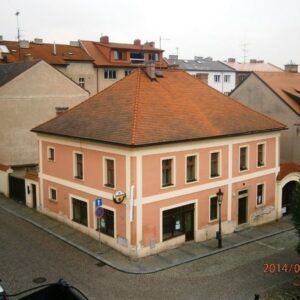 Město nabízí pronájem bytu na Jungmannově náměstí formou výběrového řízení s dražbou nájmu, uzávěrka výběrového řízení je 9. června