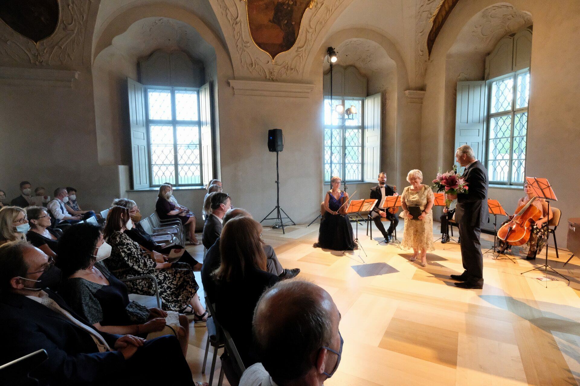 Zahajovací koncert 24. ročníku Operního týdne patřil 16. 6. Melodiím letní noci, druhý festivalový večer nabídne 19. 6. Rigoletto na nádvoří Vlašského dvora