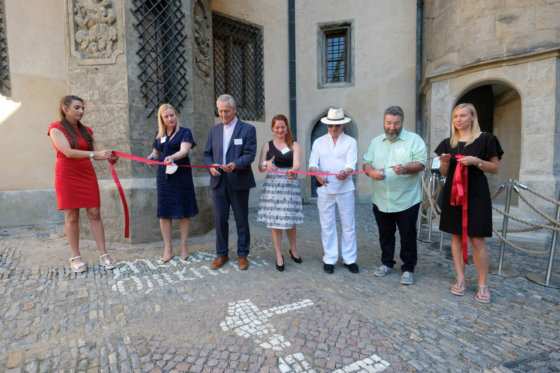 Nové expozice ve Vlašském dvoře byly slavnostně otevřeny, odpoledne od 15 do 19 hodin je připraven program pro veřejnost