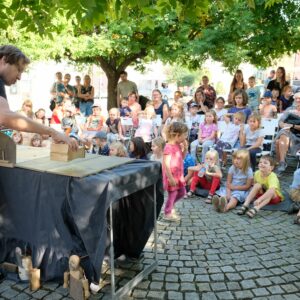 Divadelní festival Kutná Hora nabízí přehlídku vybraných nezávislých divadelních souborů nejen z ČR, ale i zahraničí