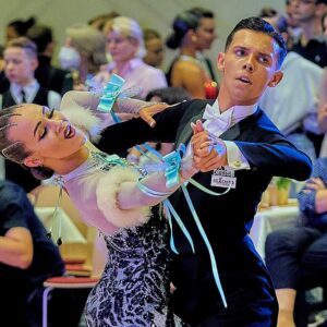 Na Mistrovství České republiky v tanečním sportu – kombinaci 10ti tanců vybojoval skvělé 5. místo taneční pár Veronika Nováková a Patrik Dobruský, byli vyzváni k účasti na mistrovství světa