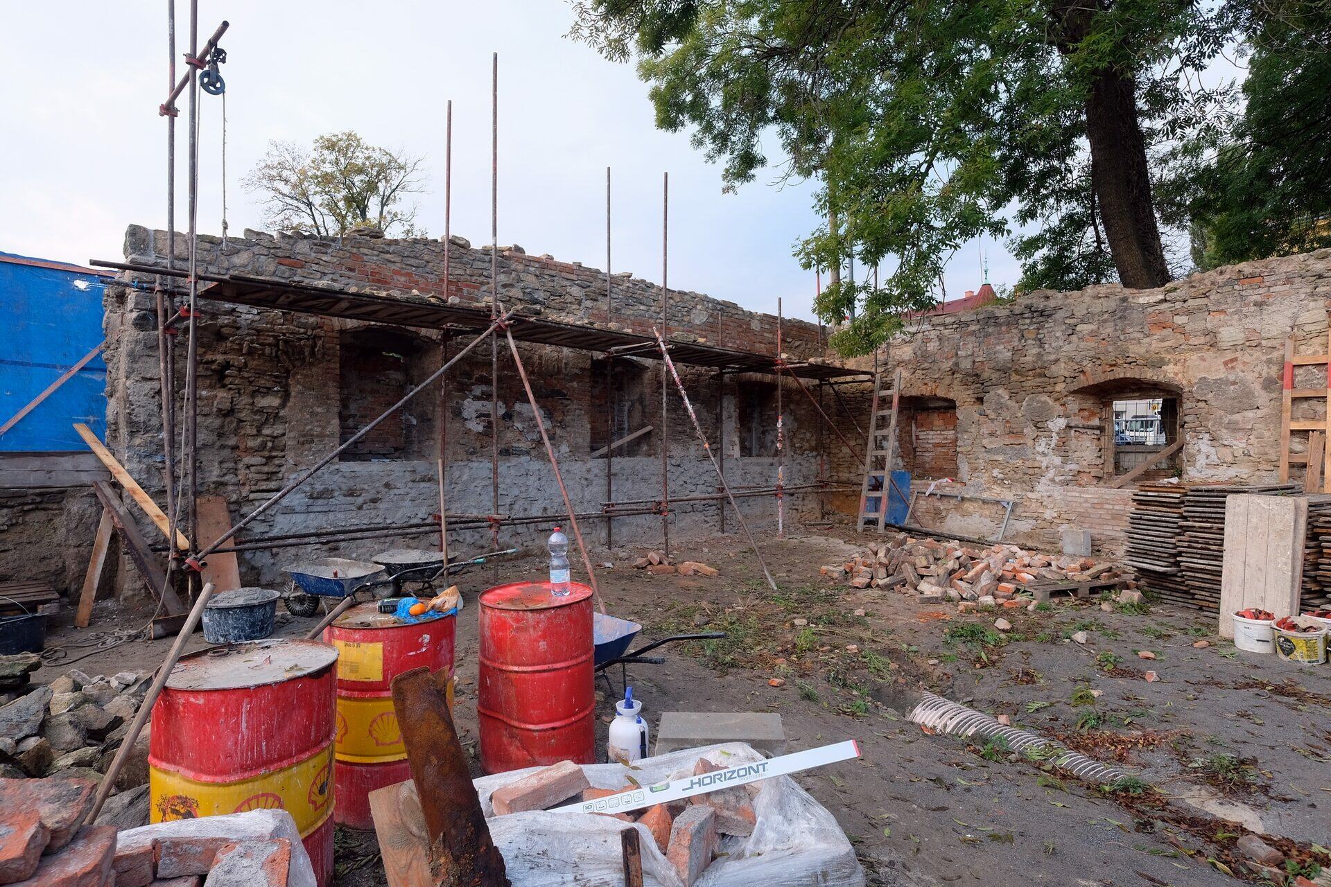 Na Tellerově cukrovaru plánují obnovit i hodinovou věž