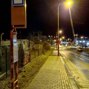 Slavnostní zahájení provozu nové autobusové zastávky, kterou bude obsluhovat linka 805 směřující z autobusového nádraží do Kolína, se uskuteční v pondělí 10. ledna v poledne