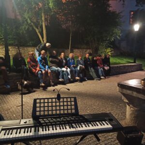 Třetí ročník prázdninového cyklu koncertů pod otevřeným nebem PUTOVÁNÍ ZA HUDBOU zahájí 6. července od 19.30 hodin na vyhlídce na Rovinách Jan Ingr