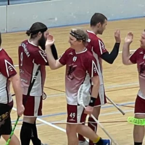 V sobotu 15. října odehráli junioři FBC Kutná Hora druhý ligový turnaj a ve stejný den cestovalo mužské béčko k prvním zápasům nového soutěžního ročníku. Na turnaji béčka v Kostelci nad Černými lesy se přepisovala historie. Dva hráči zaznamenali historický zápis