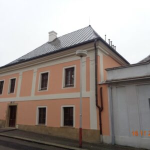 Město nabízí pronájem bytu 2+1 v České ulici formou výběrového řízení dle sociální potřebnosti pro nízkopříjmové uchazeče, uzávěrka přihlášek je 18. ledna