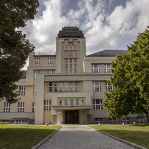 Komentovaná prohlídka budovy kutnohorské průmyslovky a koncert sopranistky Jany Veberové se uskuteční 16. února