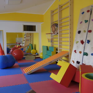 Slavnostní otevření další části centra služeb Kostka se uskuteční 8. května, nabídne koncerty na zahradě a představí poskytované služby