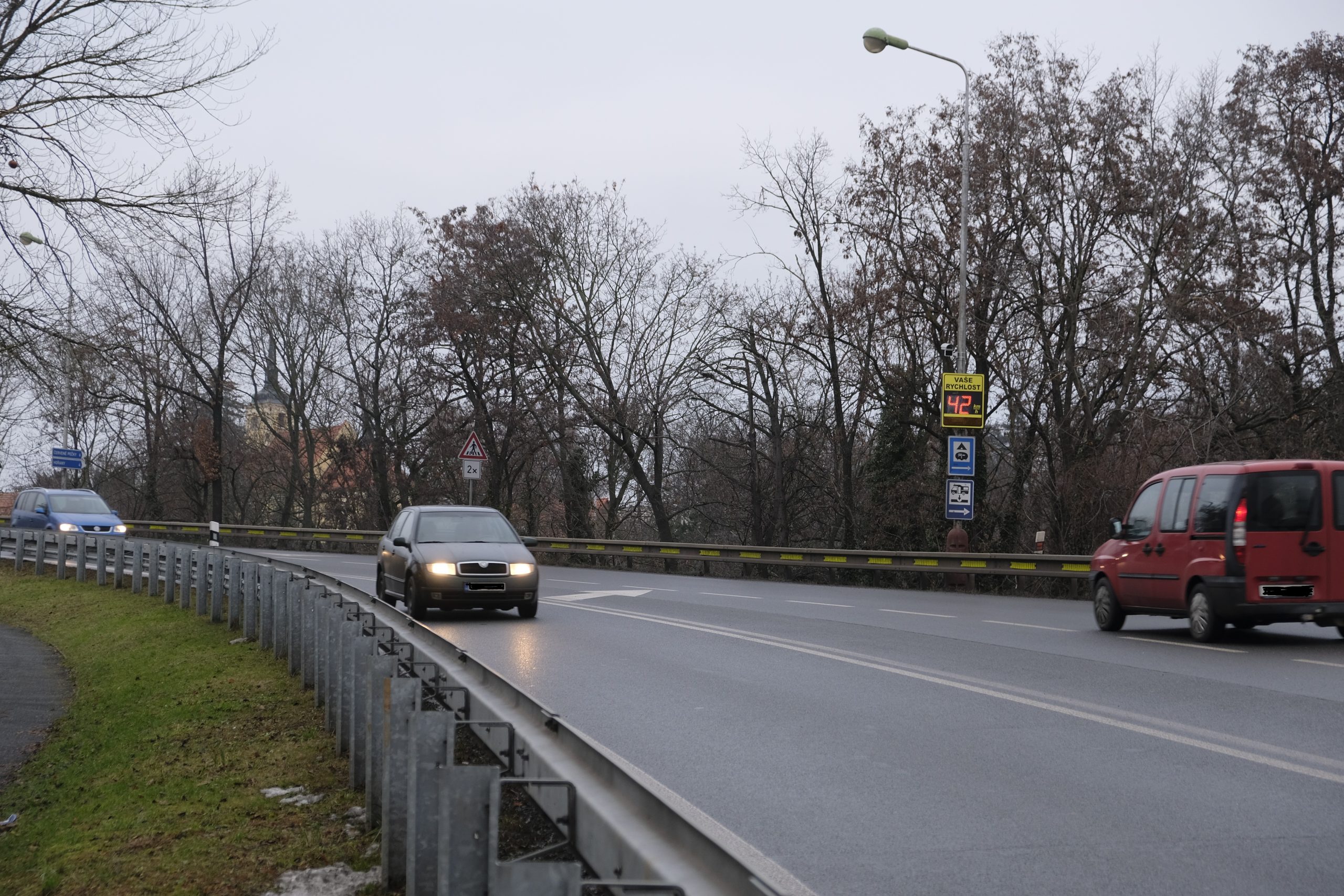 Radary upozorní motoristy na dodržování rychlosti