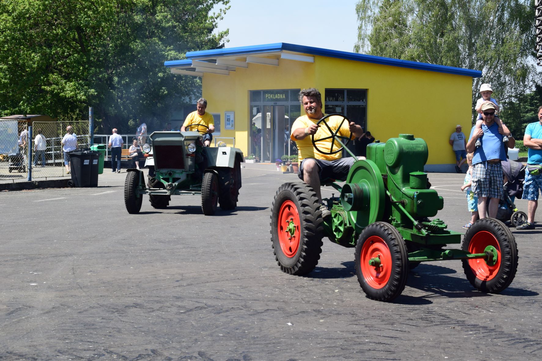 Pradědečkův traktor slaví dvacáté narozeniny