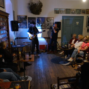 Hudební podzim v Blues Café byl zahájen. Další hudební lahůdkou bude 10. října vystoupení skupiny Jauvajs