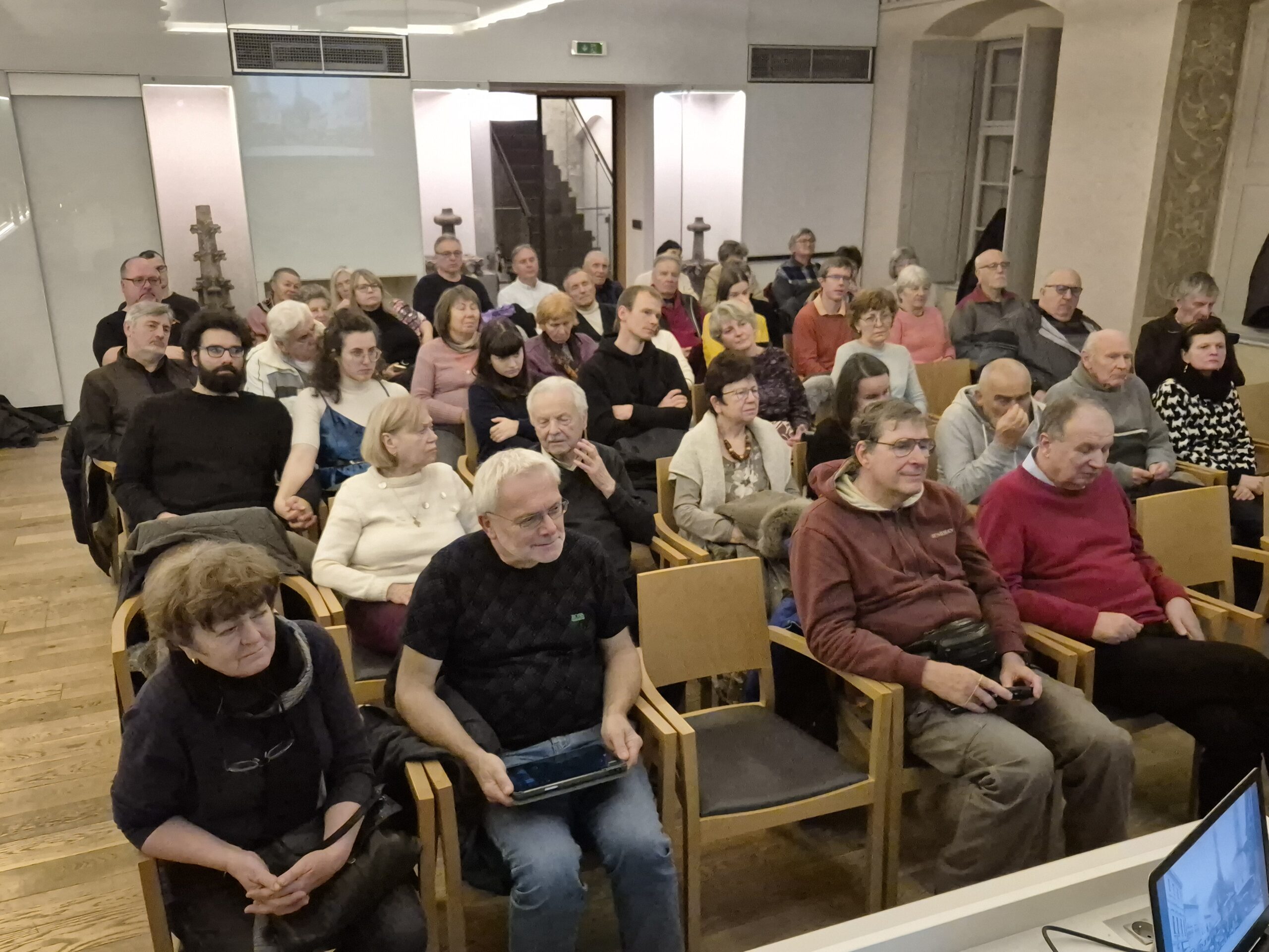 Disputace s jaderným fyzikem Jiřím Kopeckým o životě v Kutné Hoře ve 40. letech