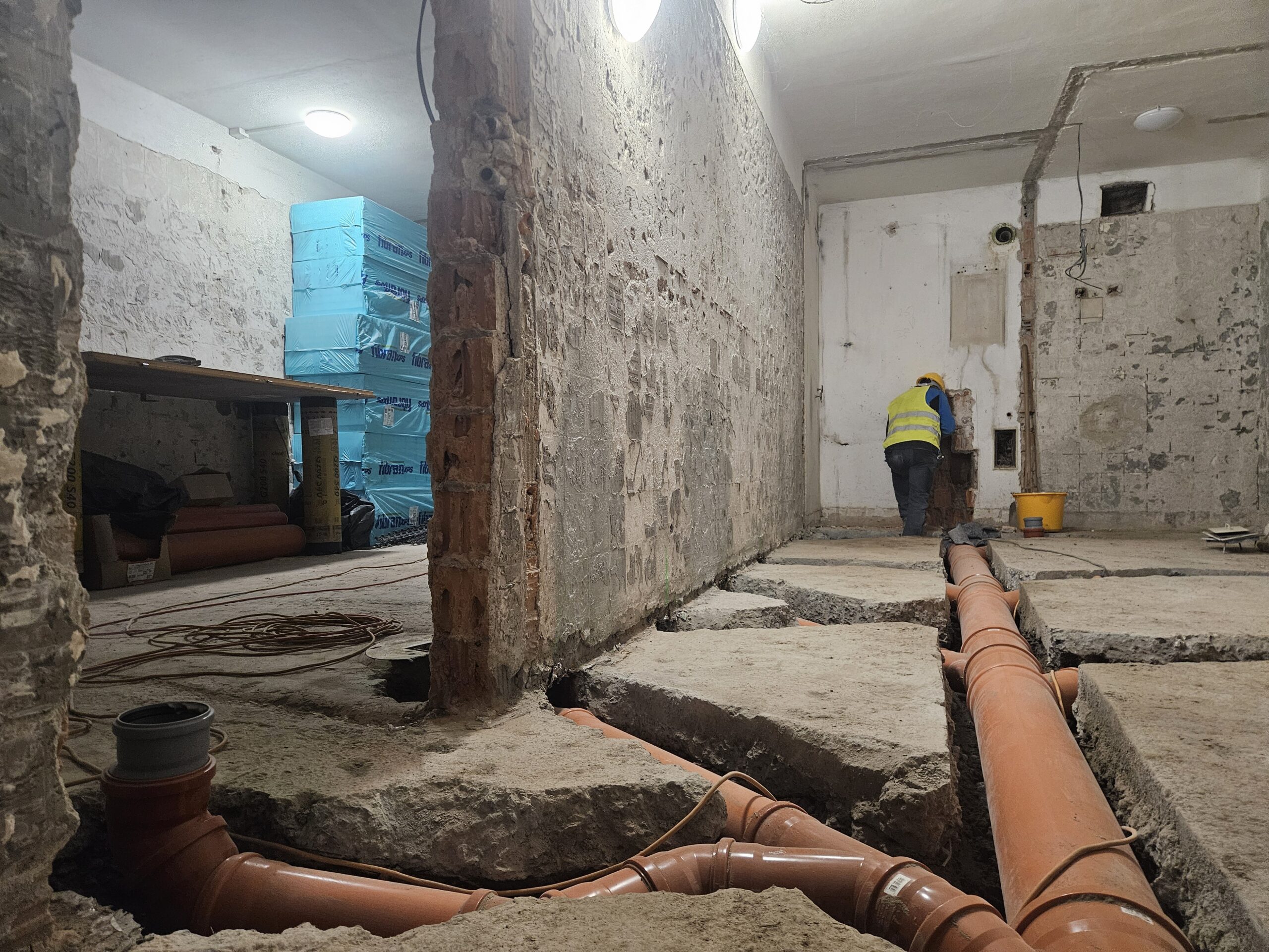 Modernizace veřejných toalet v Libušině ulici byla v listopadu zahájena