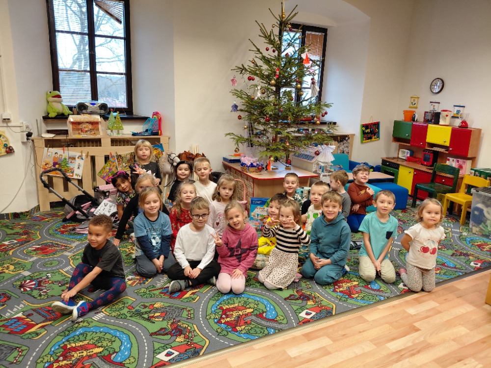 Vánoční nadílka v MŠ Dačického