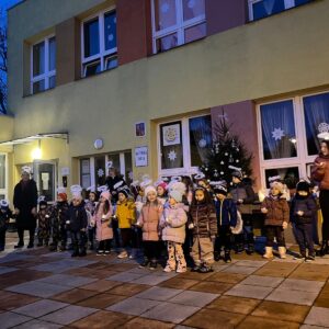 Rozsvícení vánočního stromečku v MŠ Benešova II