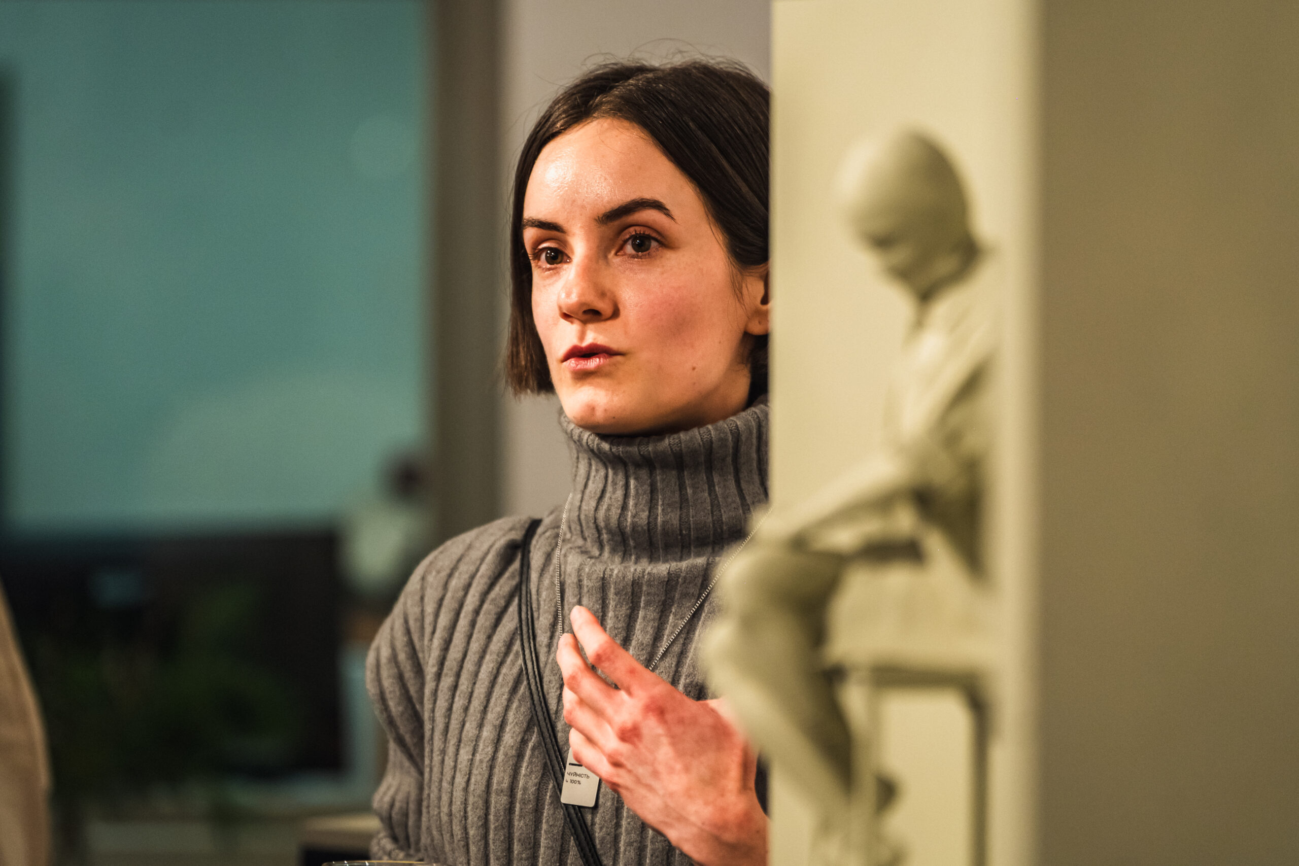 Spolkový dům hostí výstavu Pavly Nikitiny Osobní puls sdílené zkušenosti