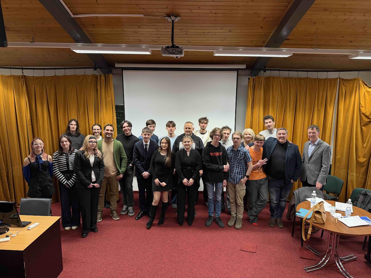 Soutěž o cenu Munkovy nadace proběhla v tomto roce na Gymnáziu Jiřího Ortena