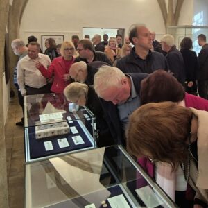 Vernisáž výstavy Lesk a bída: 300 let od poslední mince Vlašského dvora vzbudila opravdu velký zájem veřejnosti