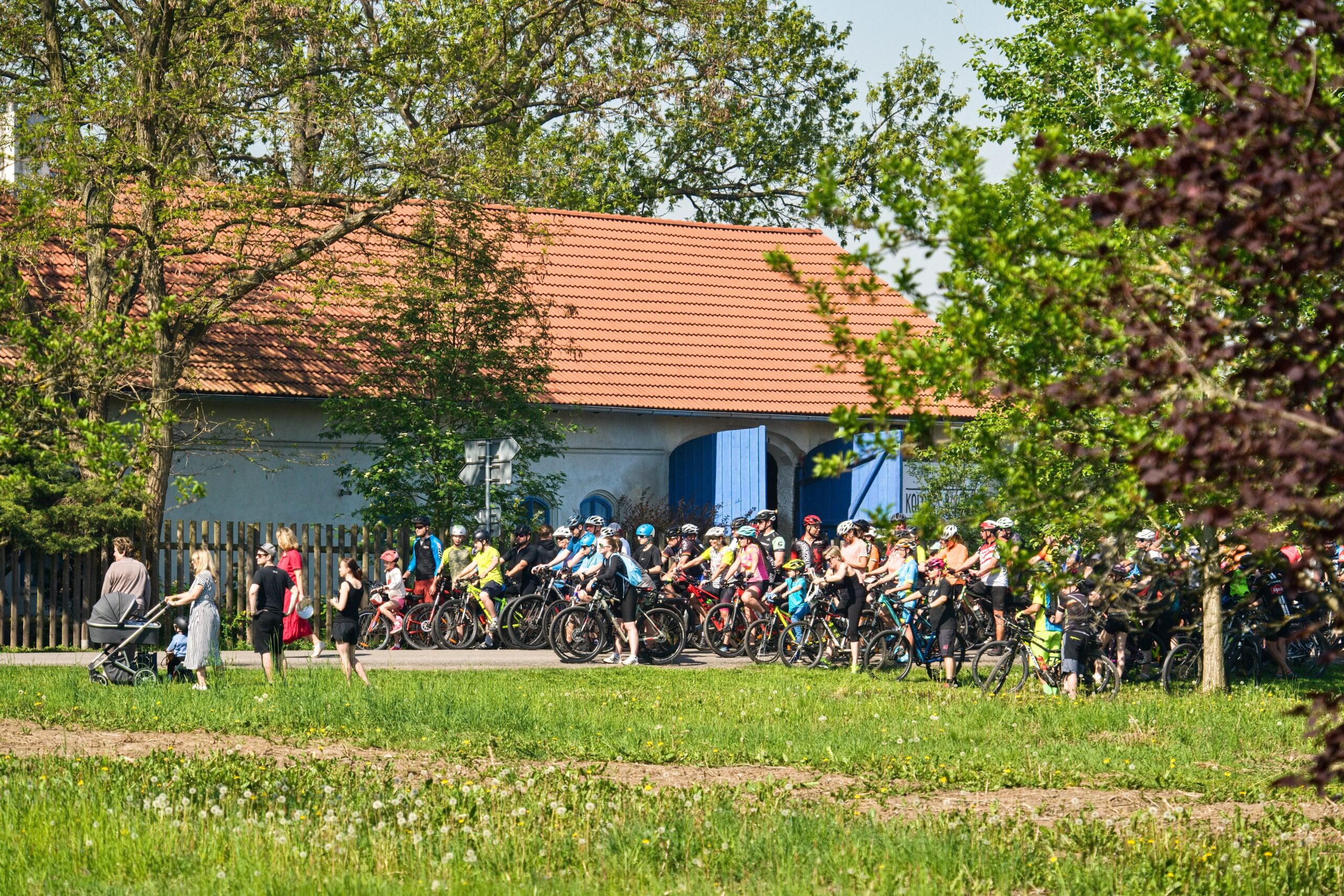 Vítání jara: Prvomájová cyklo vyjížďka z Kolo Bistra zve malé i velké