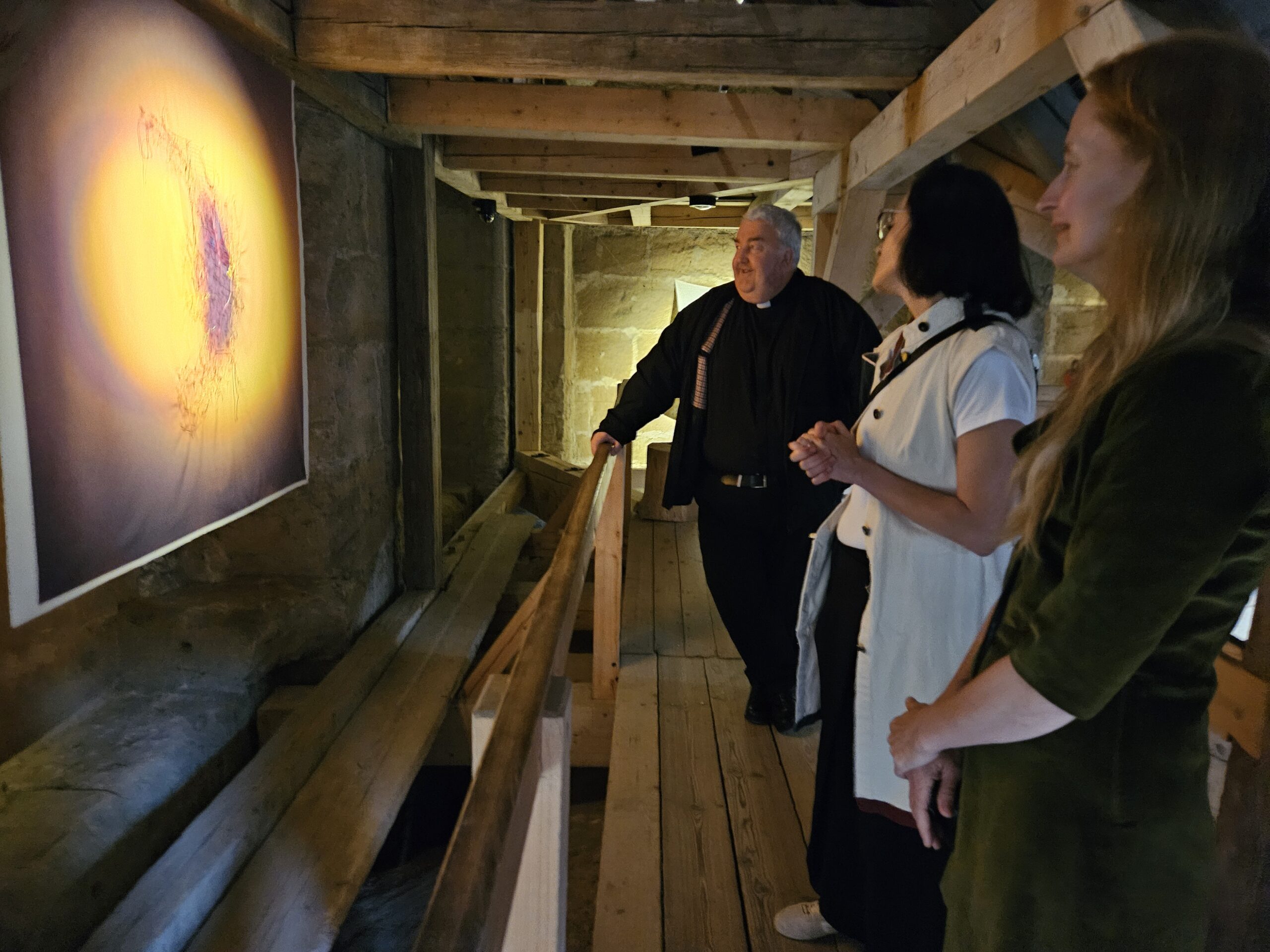 Výstava ESENCE otevřela sezonu v sedlecké katedrále, oratoř nově nabízí jedinečné pohledy do interiéru