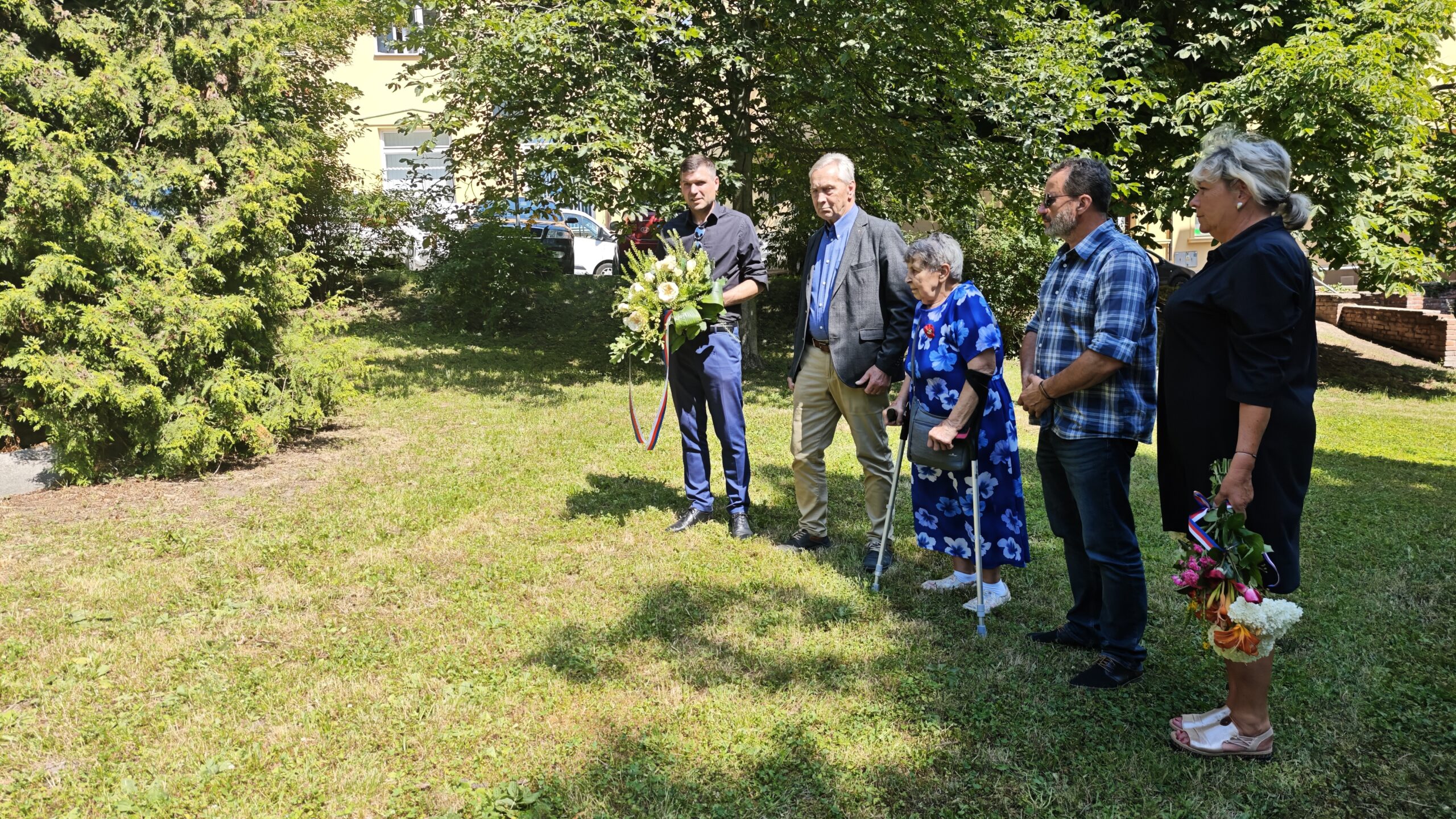 Komorní setkání u památníku Milady Horákové připomnělo oběti komunistického režimu